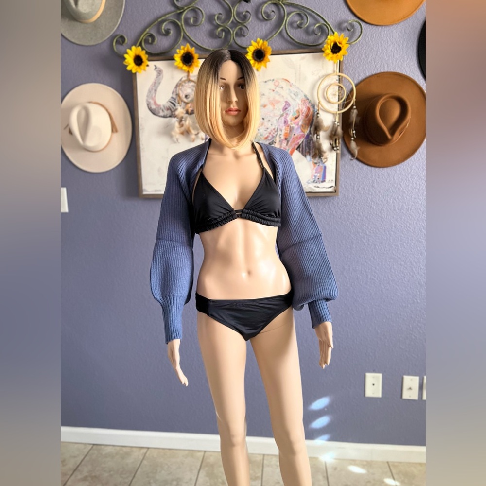 Aaron & Amber Ribbed Shrug Sweater